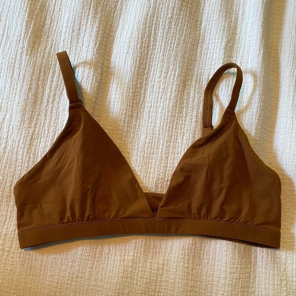 SKIMS Fits Everybody Triangle Bralette